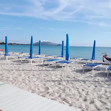 Smeralda Family Room's *