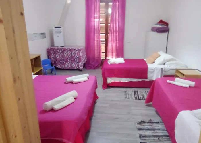 Smeralda Family Room's Homestay