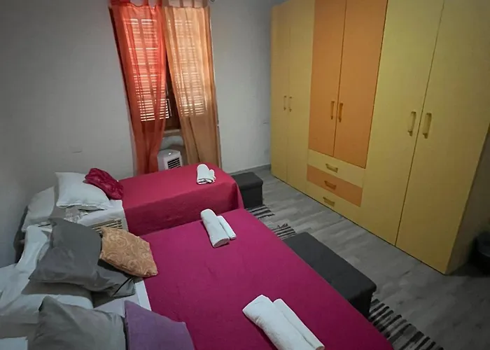 Smeralda Family Room's